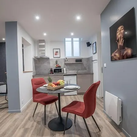 L'escapade Apartment *